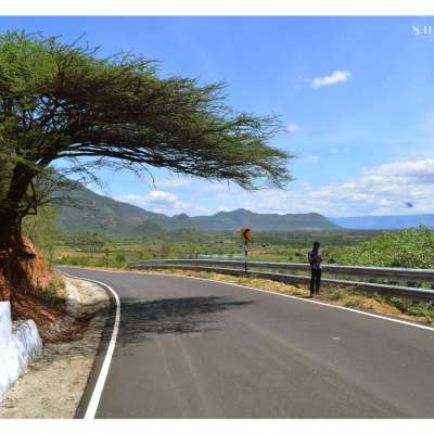 മല കയറി മേഘങ്ങളെ തൊട്ട് വരാം