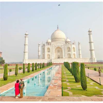 തീവണ്ടി കയറി വെണ്ണക്കല്ലിൻ്റെ നാട്ടിലേക്ക്